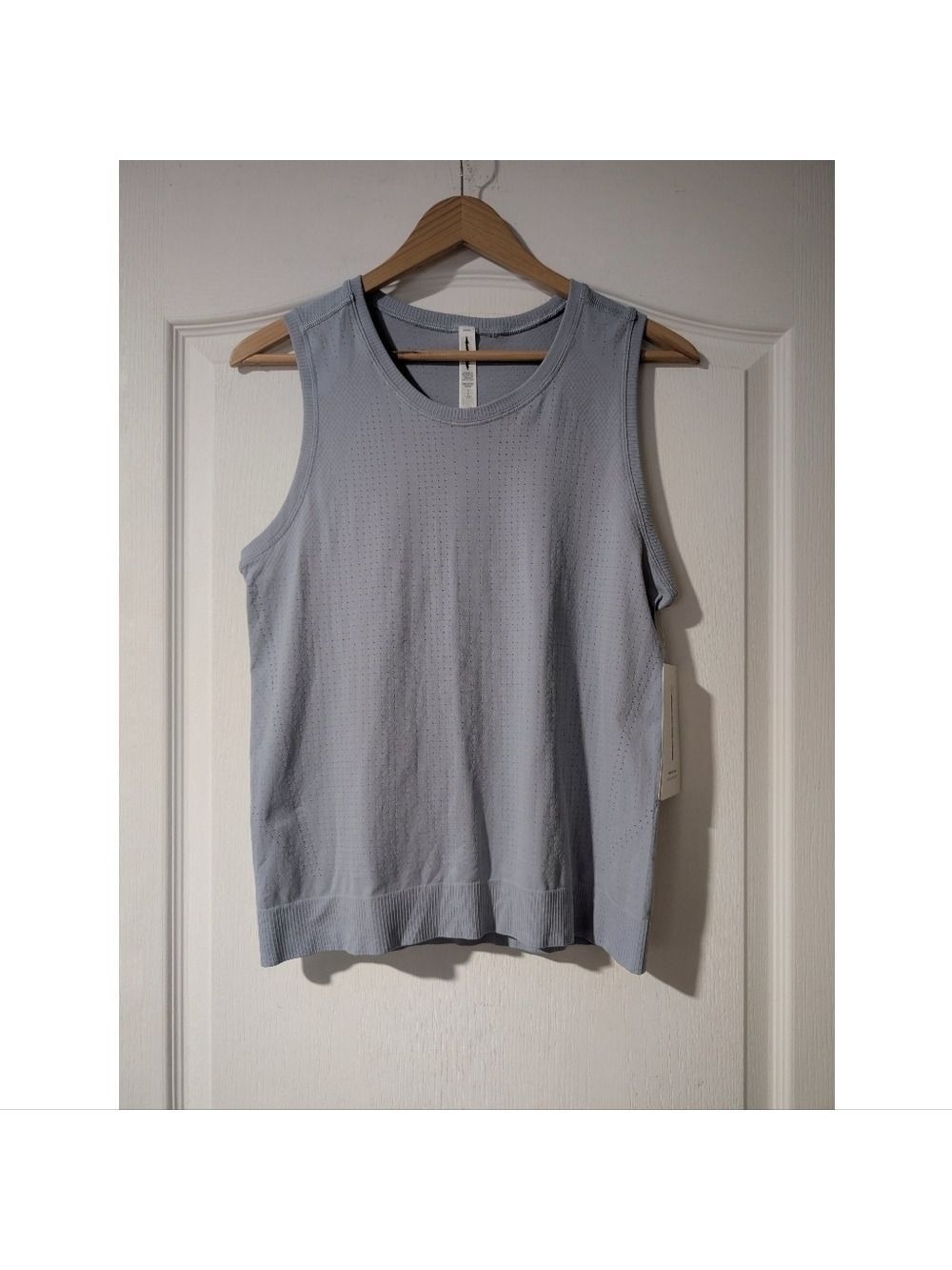 Athleta | In Motion Seamless Tank In Blue - Picture 2 of 11